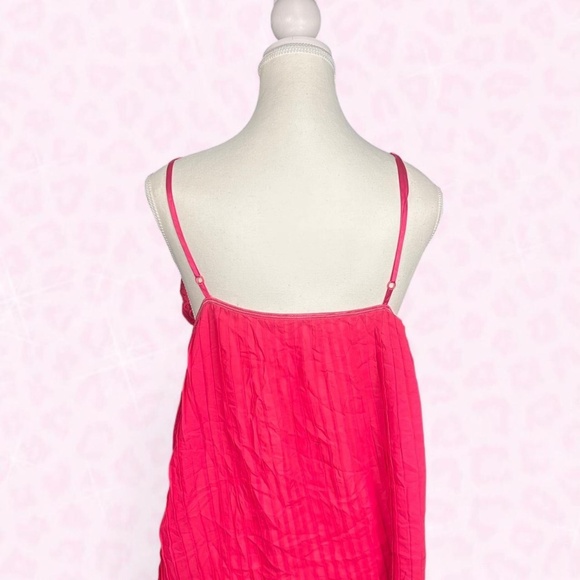 pink ruffled lace slip - Picture 3 of 4